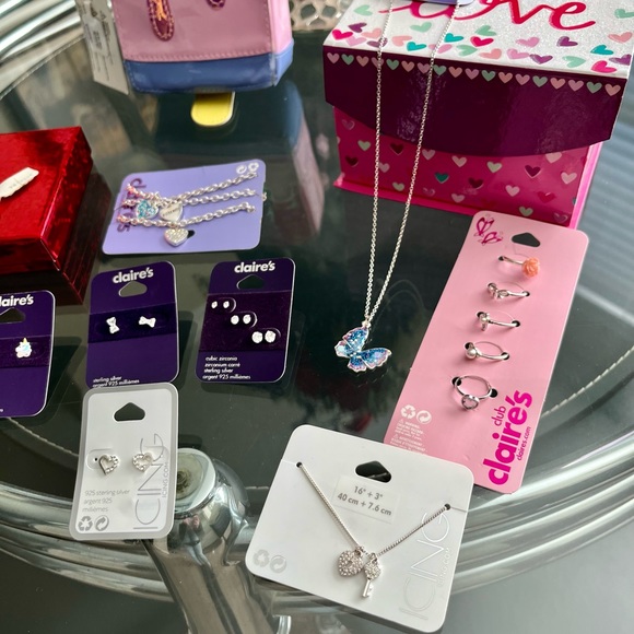 BRAND NEW GIRLS CLAIRE’S JEWELRY SET - Picture 7 of 15